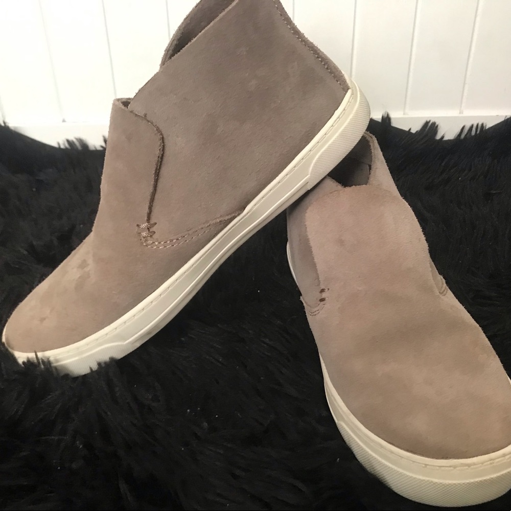 Ankle boots